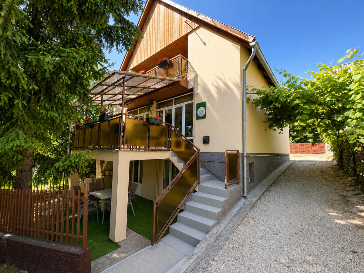 Bejárat Balaton Royal Residence Apartman Balatonfőkajár